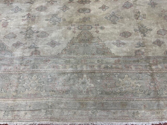 Antique Turkish Ushak rug-2475 gallery