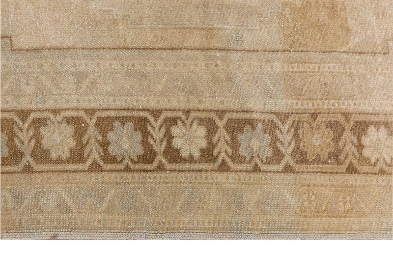 Vintage Turkish Oushak Rug 60+ Years Old – 3.9x8.2 ft / 120x250 cm gallery