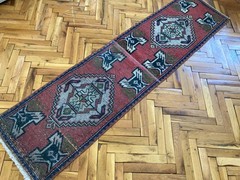 Turkish runner rug, Red rug, Hallway rug, Vintage rug, Kitchen rug, 1.6 x 6.5 ft