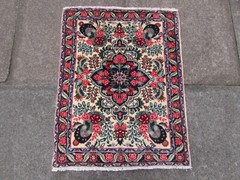 Fine Vintage Hand Made Traditional Rug Oriental Wool White Red Rug 81x63cm