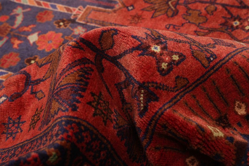 Vintage 3'8" x 6'7" Traditional Hand Knotted Vegetable Dye Wool Area Rug gallery