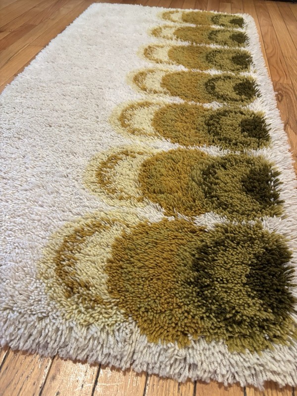Vintage 1970’s Danish Scandinavian Wool Rya Shag Rug 55”x27” gallery