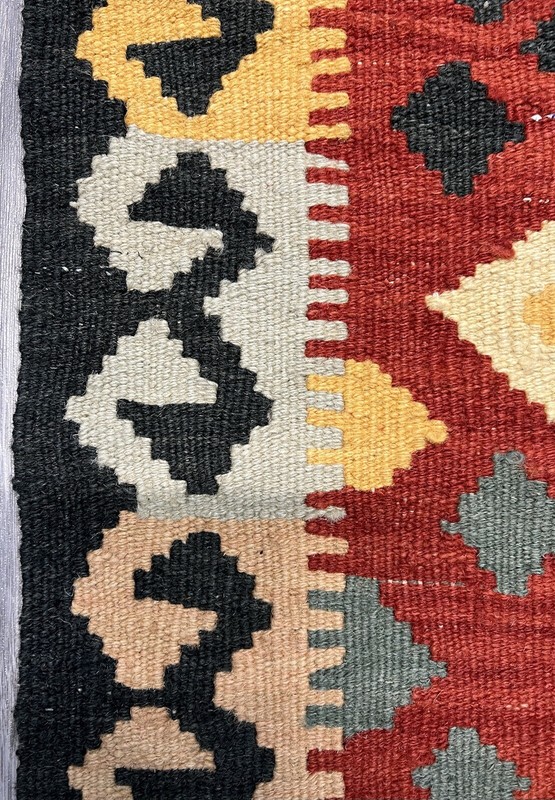 Vintage Kilim Traditional Hand Made Oriental Wool Kilim 5ftx3.2ft 143cmx102cm gallery