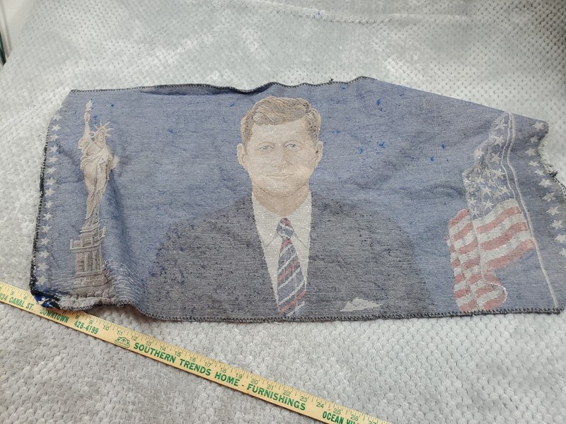 Vintage JFK President John F Kennedy Wall Hanging Felt Tapestry Rug 36 inch gallery