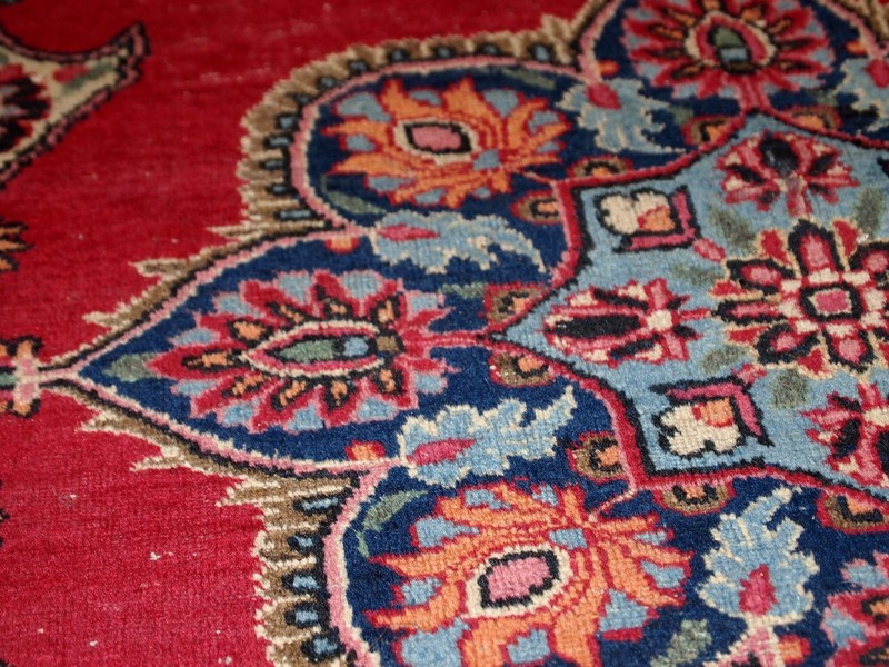 Handmade Vintage Oriental Rug 100cm x 144cm Bright Red Wool 1970s gallery