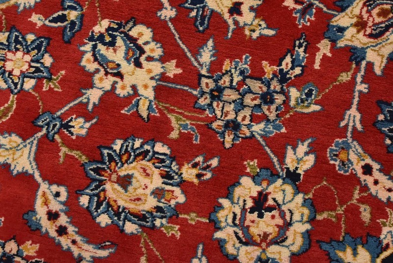 Najafabad Rug 11′ x 17’5” Red Wool Vintage Traditional Hand-Knotted Carpet gallery