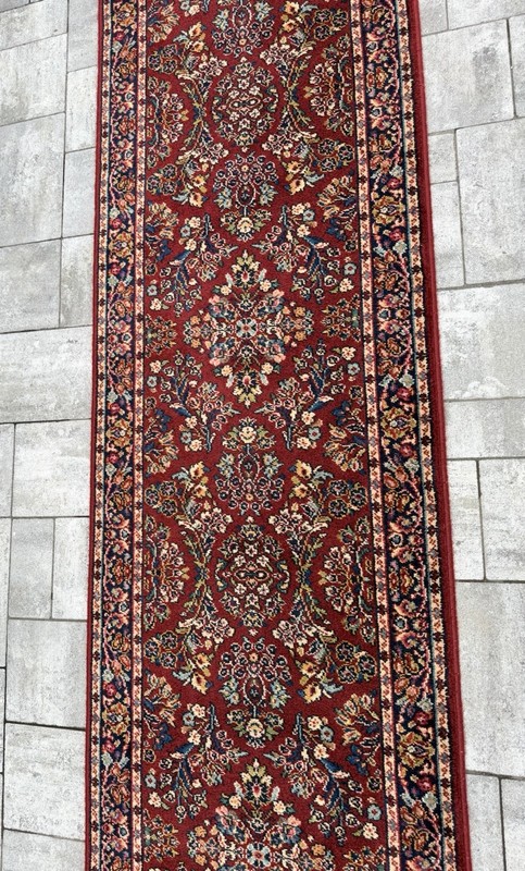2.6' x 12' Karastan wool Rug, Red Sarouk 785, Original 700 Series gallery