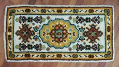Vtg Wool Rya Rug Hand Made Latch Hook 25×51″ Thick Plush Carpet Turkish Motif