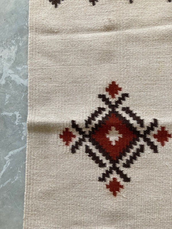 Vintage Traditional Handmade Beautiful Turkish Kilim Floor Rug Carpet 139x68cm gallery