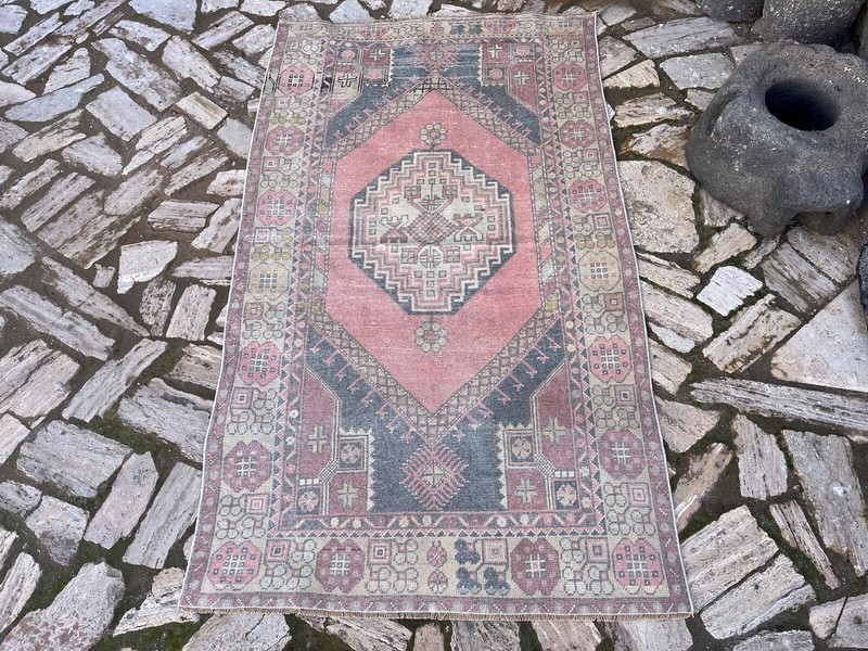 Vintage Area Hand-Woven Carpet 4x6 Pink Wool Oriental Rug Anatolian Medium Size gallery