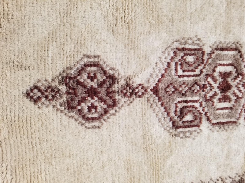 Vintage Traditional Handmade Latch Hook Moroccan Berber Wool Rug 83x44 inches gallery
