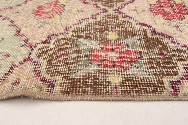 Vintage 5'9" x 9'8" Traditional Hand Knotted Vegetable Dye Wool Area Rug gallery