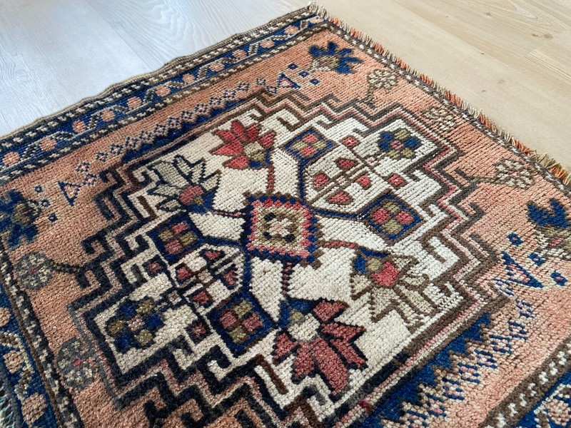1.7 x 2 ft,Square rug, Turkish rug, Vintage mini rug, Small Pink rug,Doormat rug gallery