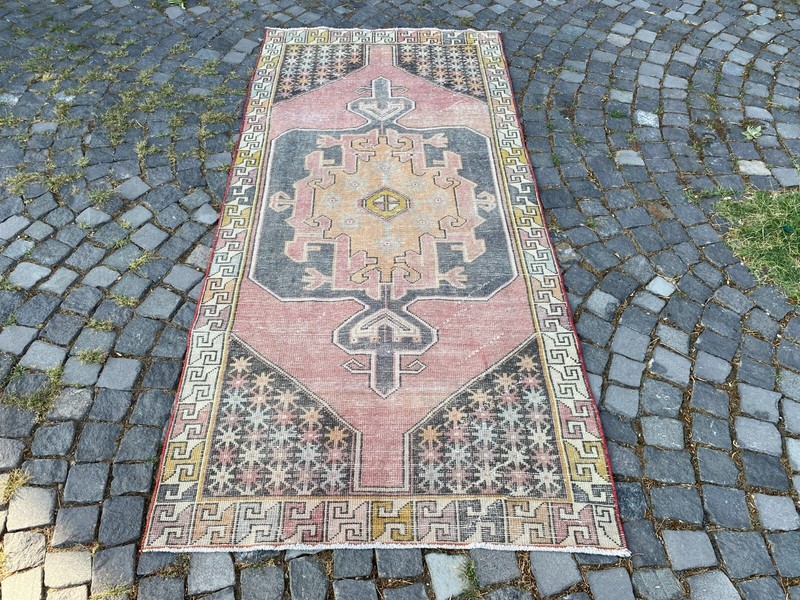 Wool rug, Area rug, Vintage rug, Turkish rug, Bohemian rug 3,9 x 8,3 ft gallery