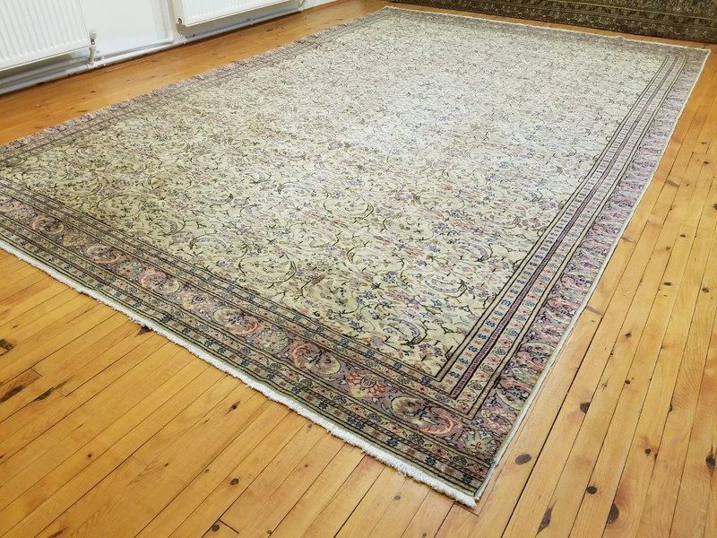 Masterpiece 1930-1940s Antique Wool Pile Muted Dye Hereke Bunyan Rug 8’x 12’8” gallery