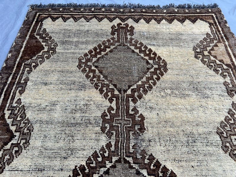 3'7x6'7 Ft Vintage Caucasian Hand Knotted Wool Rug Geometric Medallion Design gallery