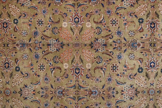ANTIQUE KESHAN CARPET, 9'10" x 13'1" gallery