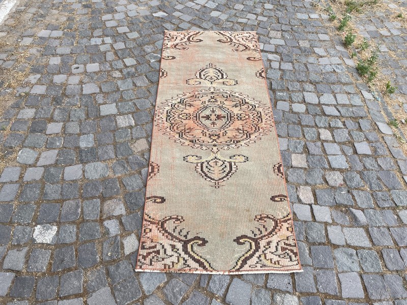 Turkish Vintage Rug Handmade Wool Rug Bohemian Runner Rug Home Rug 2,5 x 6,7 ft gallery