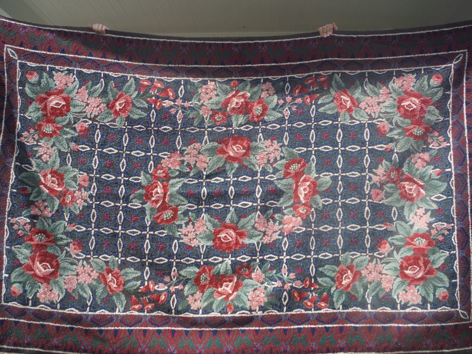 VINTAGE HANDMADE 5'x8' HOOKED RUG FLORAL DESIGN EXCELLENT CONDITION gallery