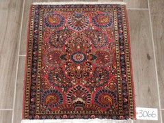 23″ x 27″ Vintage Handmade Sarouk Wool Rug