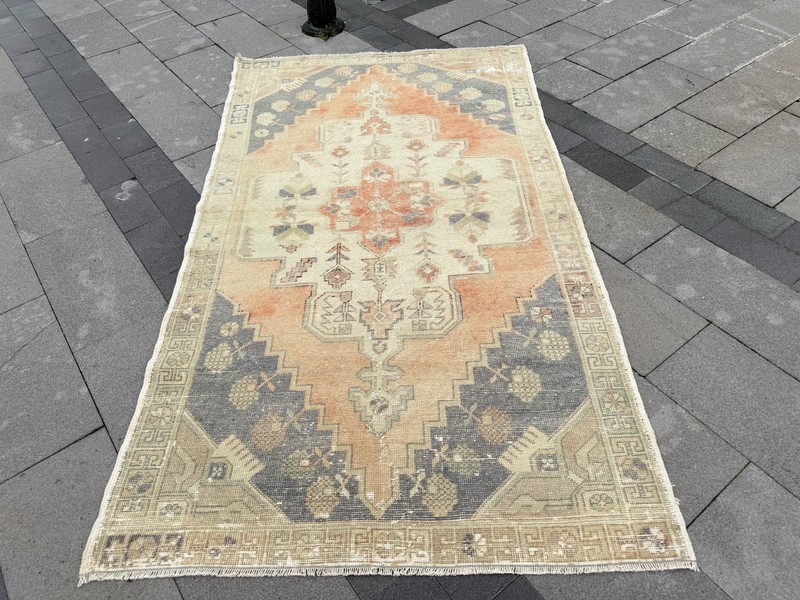 Vintage Oushak Rug 4.7x7.9 ft Hand-Knotted Turkish Wool Area Rug gallery