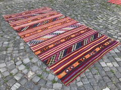 Turkish Vintage Handmade Wool Kilim Bohemian Large Kilim Rug 9.9 X 5.4 Ft