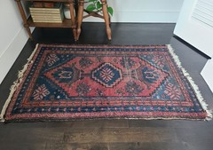 Lovely Little Vintage Hand-Knotted Geometric Floral Wool Rug 2.5′ x 4′