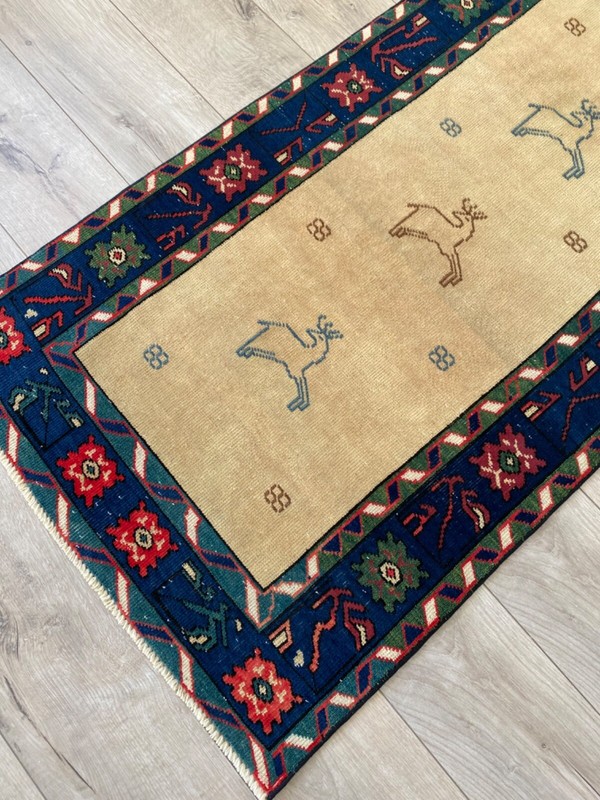2’6”x5” feet Oushak rug, wool rug, Vintage rug, Low pile rug, gallery