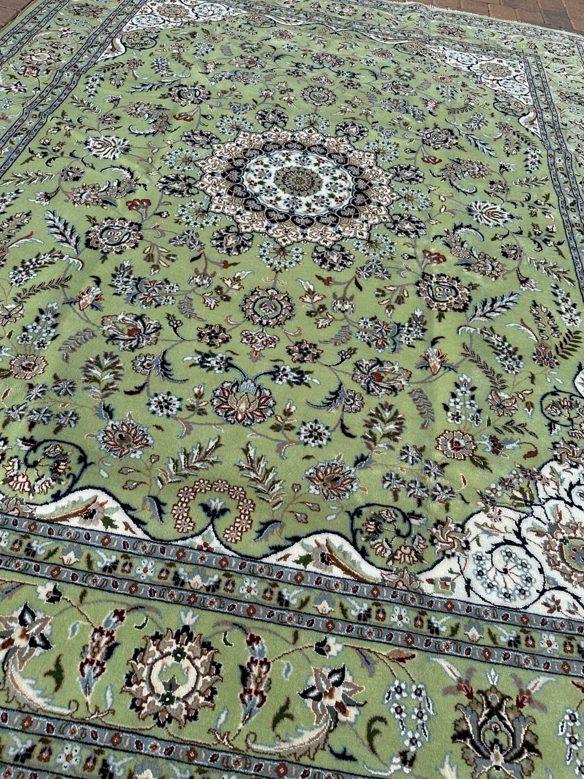 New Fine Quality Pear Green Oriental Rug Handmade in India, Silk & Wool, 9'x12' gallery