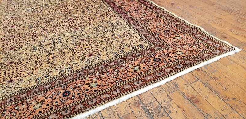 Exquisite Cr1930-1939s Antique Wool Pile Floral Patterned Bunyan Rug 6'7"×9'8" gallery