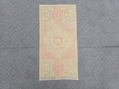 Vintage Turkish Oushak Rug 1.3×2.6 Hand Knotted Wool Muted Pink Tribal Mat