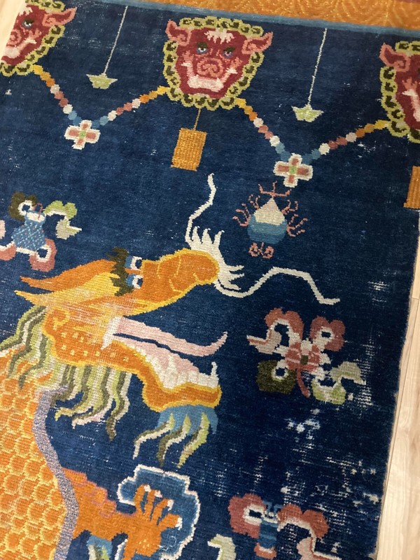 Ning Xia (Hingxia / Ningxia) Pillar Rug 280 x 103 cm (9' 2" x 3' 5") China gallery