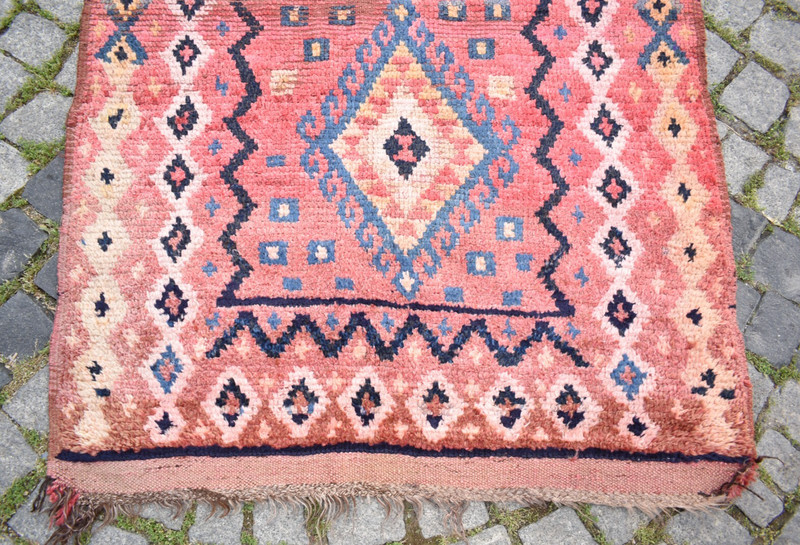 Fabulous Antique Rug 43'' x 98'' Collector's Item Moroccan Worn Rug Hand-knotted gallery