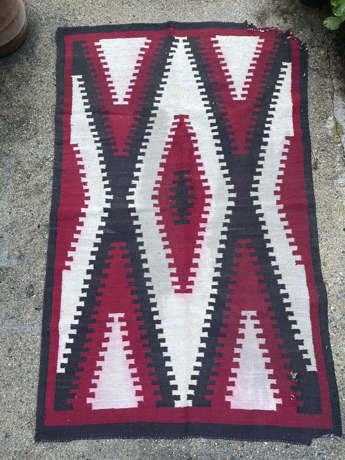 Vintage Navajo Rug gallery