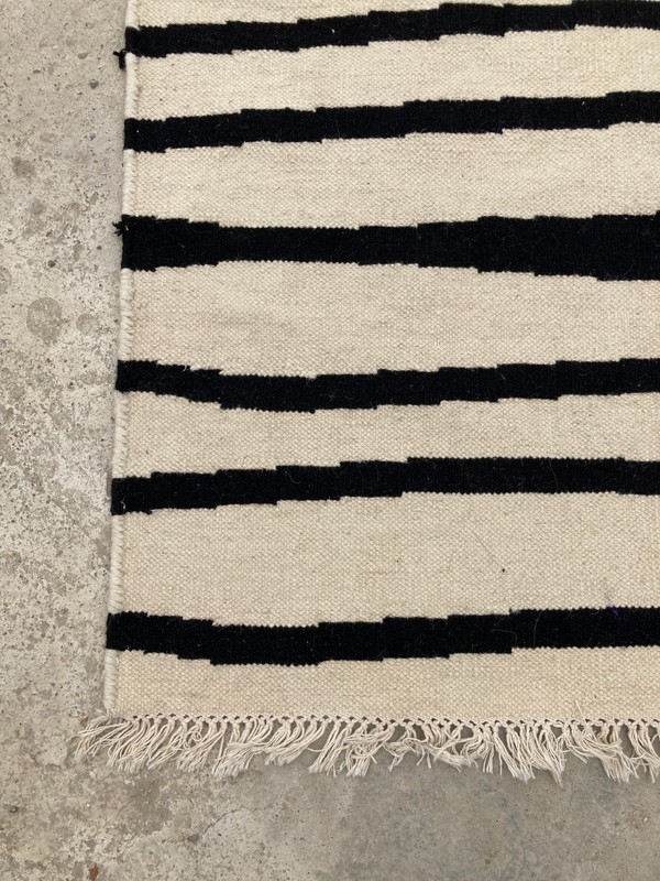Vintage Traditional Handmade Beautiful Lvory Kilim Floor Rug Carpet 166x70 cm gallery