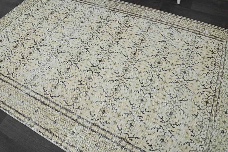 Oushak 5x8,Turkish Rug,vintage,anatolian,BEIGE,kilim,Bohemian,handmade,wool gallery