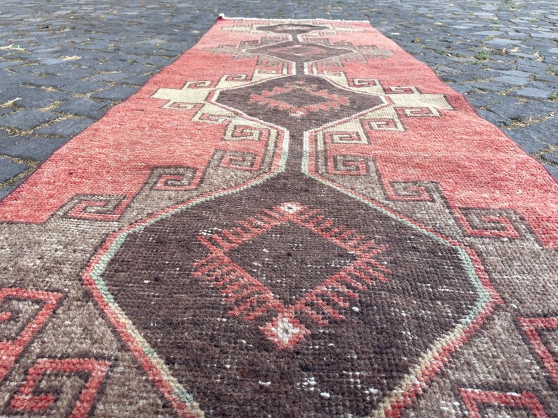 Turkish Vintage Rug Handmade Wool Rug Bohemian Runner Rug Home Rug 2,5 x 7,9 ft gallery