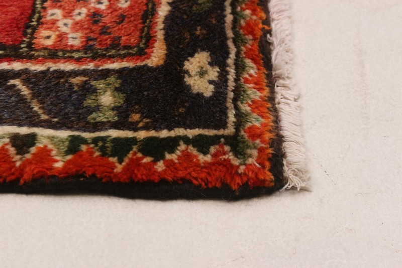 Vintage 4'6" x 7'5" Traditional Hand Knotted Vegetable Dye Wool Area Rug gallery