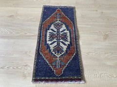 Blue rug, Turkish rug, Vintage Rug, Small rug, Doormat rug, 1.1 x 2.4 ft