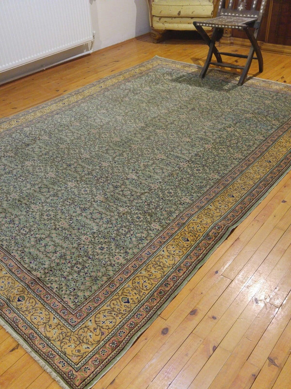 Exquisite Natural Dye Large Wool Pile High-End Hereke Rug 7x10ft gallery