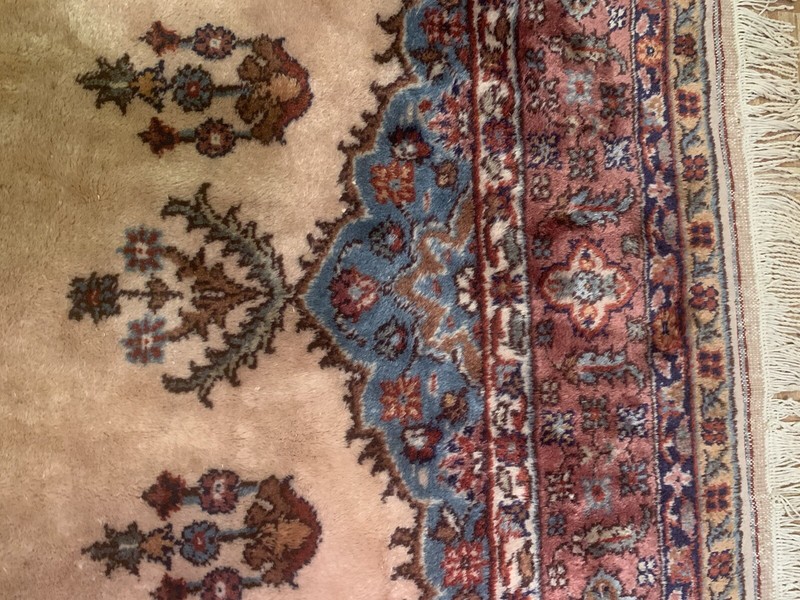 6ftx9ft Vintage Handmade Medallion Turkish Wool Rug(used Good Condition). gallery