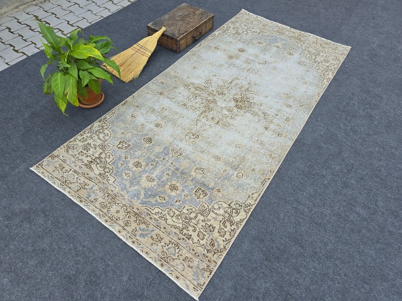 4' x 8' Vintage Runner Rug, Turkish Oushak Wool Beige Gray Brown Hallway Runner gallery