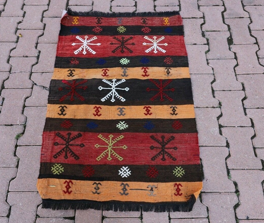 Cappadocia Embroidered Stripe Kilim Rug Turkish Vintage Ethnic Carpet 2.5x3.7 ft gallery