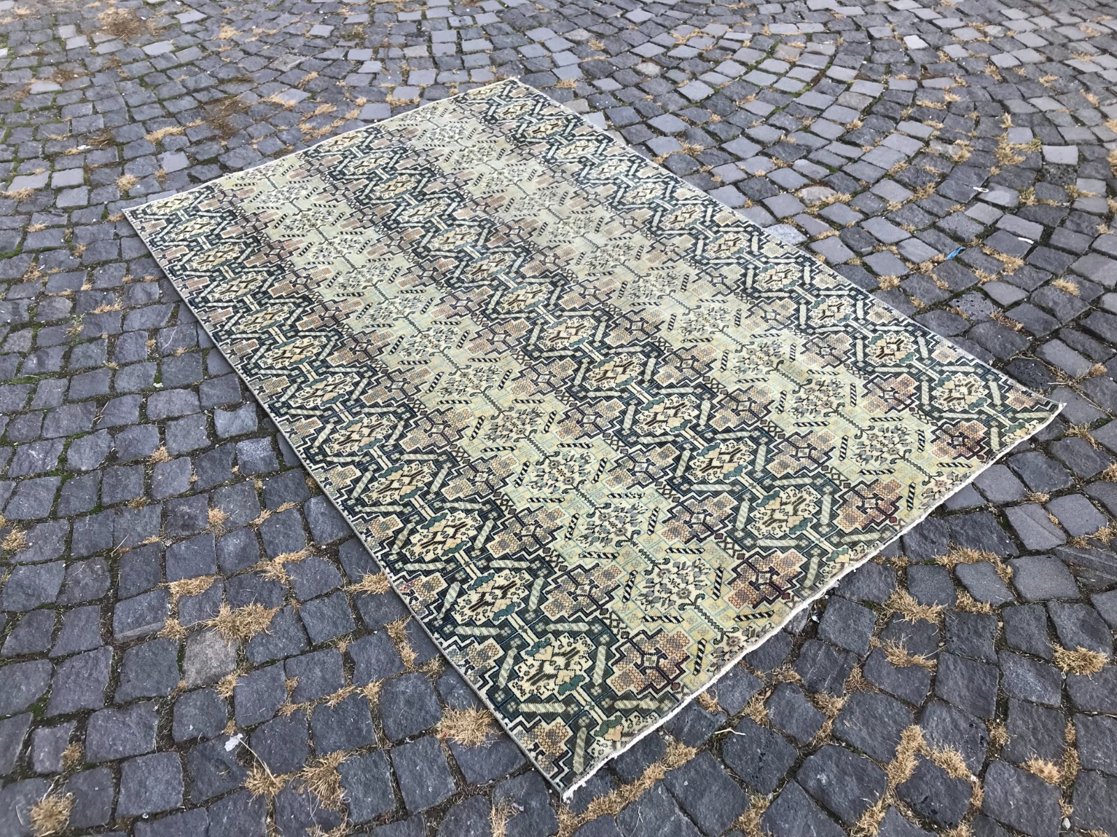 Turkish Antique rug Bohemian Area rug Oushak rug Vintage Rug Handmade Wool rug gallery