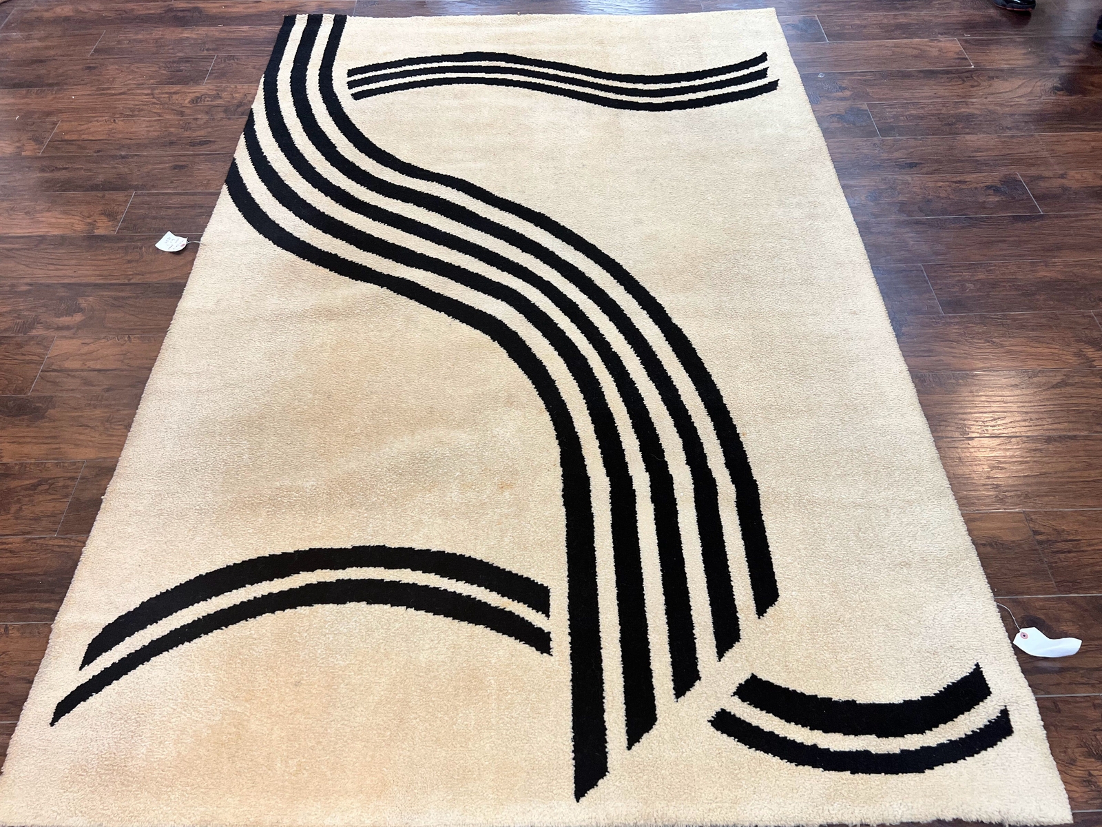 Modern Rug 6x9, Cream and Black, Abstract Pattern gallery