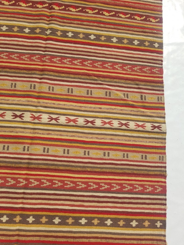 Vintage Traditional Handcrafted Turkish Kilim Rug for Home Décor 202x141 cm gallery