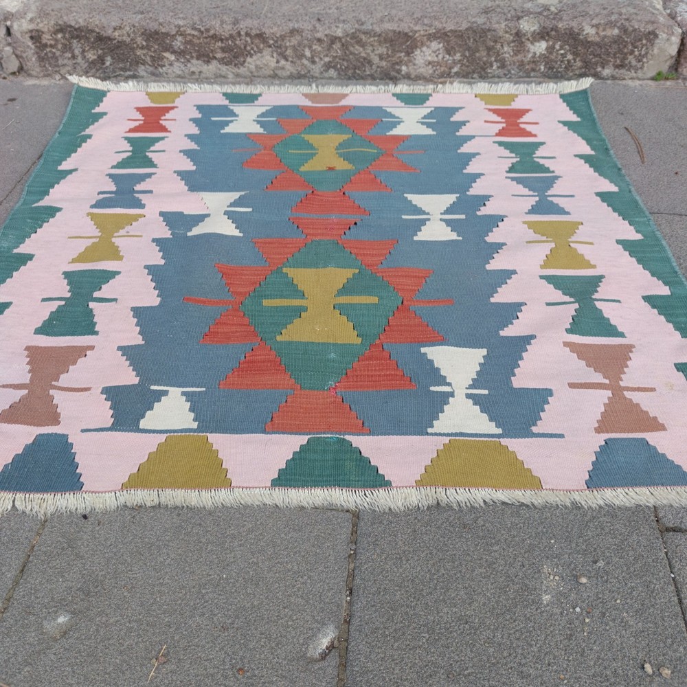 3.02 x 3.22 ft Vintage Square Turkish Kilim Rug , 92 x 98 cm Handmade Wool Kelim
