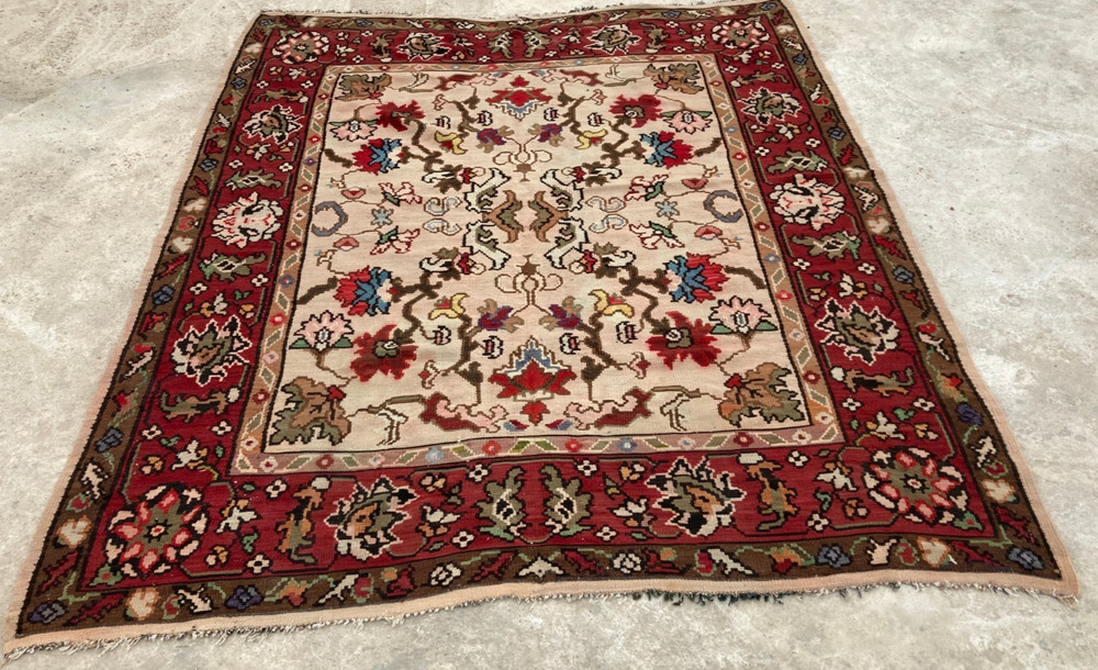 Vintage Handmade Traditional Turkish Floral Wool Kilim Rug 242x205 cm