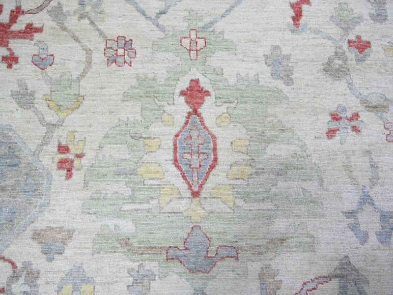 13'10"x19' Ivory, Natural Dyes Oushak with Soft Colors, Pure Wool Hand Knotted gallery