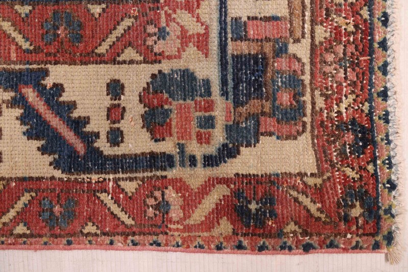 Vintage 4'10" x 6'3" Traditional Hand Knotted Vegetable Dye Wool Area Rug gallery